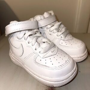 Nike Air Force 1 Mid LE Toddler size 4c